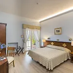 Cacciani 3* Frascati