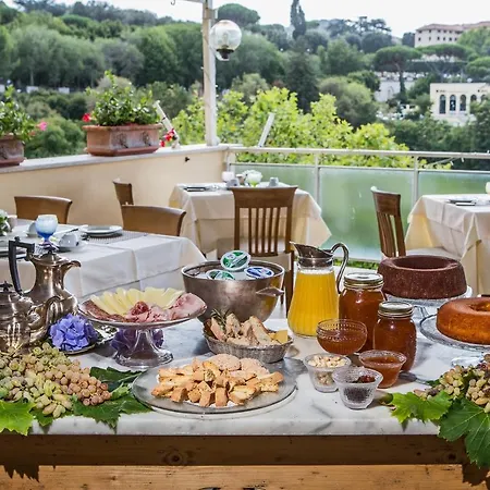 Cacciani 3* Frascati