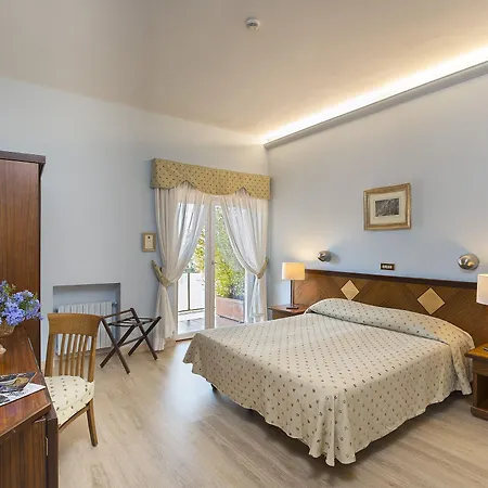 Cacciani 3*
